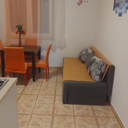 Apartman Sneky Vodnjan Exteriör bild