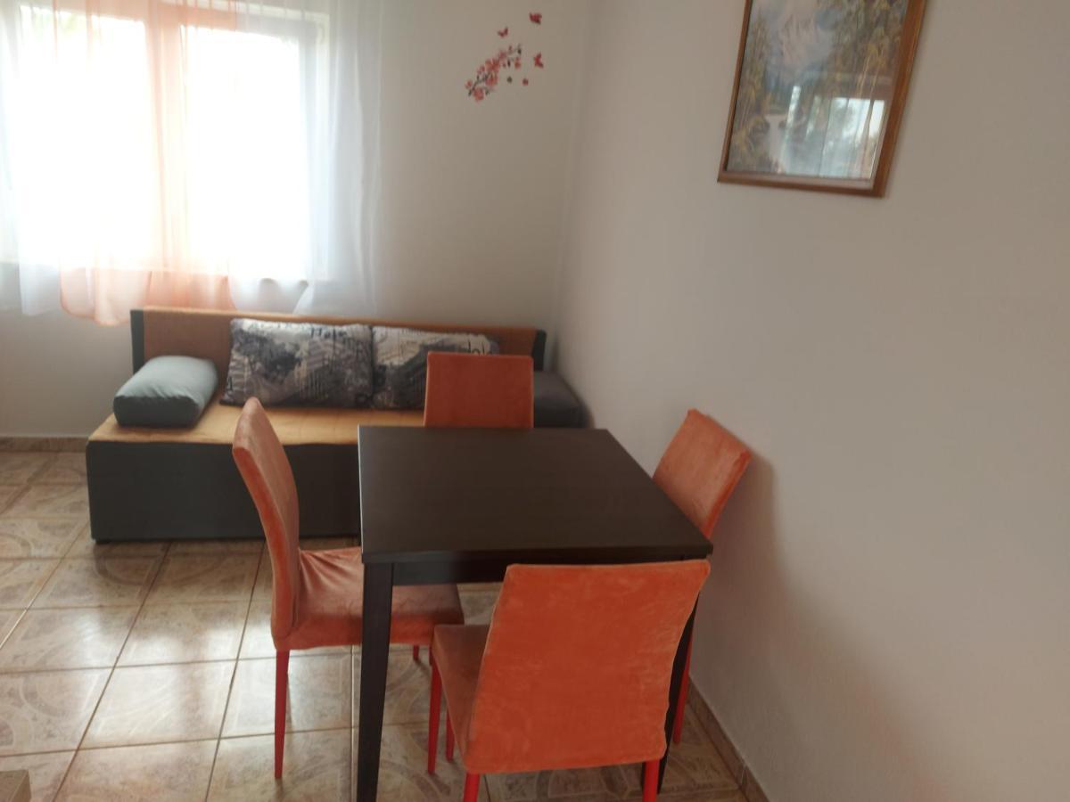 Apartman Sneky Vodnjan Exteriör bild