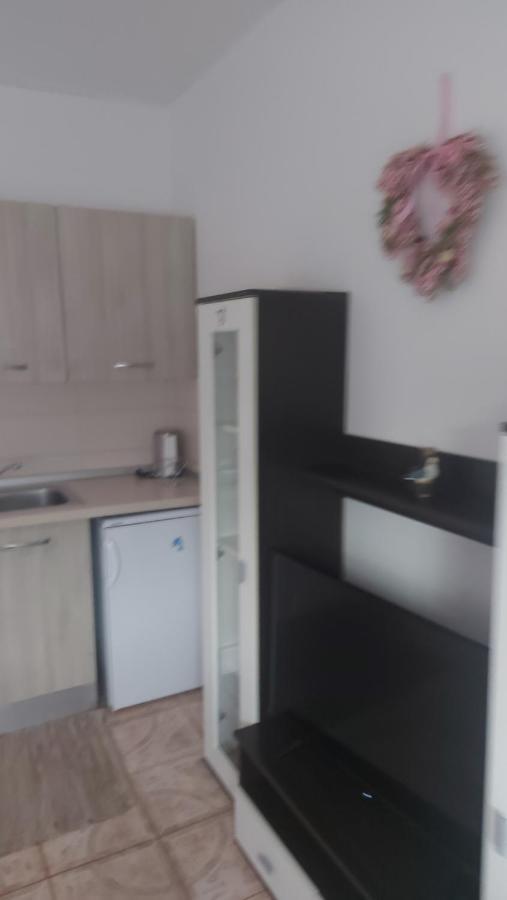 Apartman Sneky Vodnjan Exteriör bild