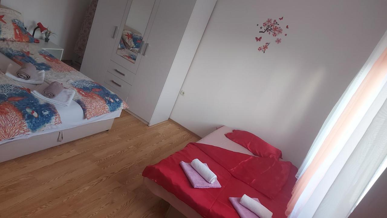 Apartman Sneky Vodnjan Exteriör bild
